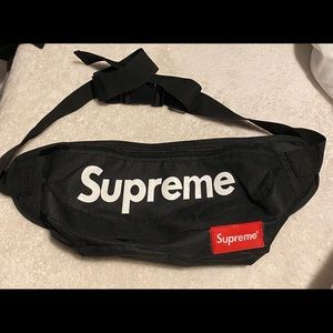 Supreme fanny pack